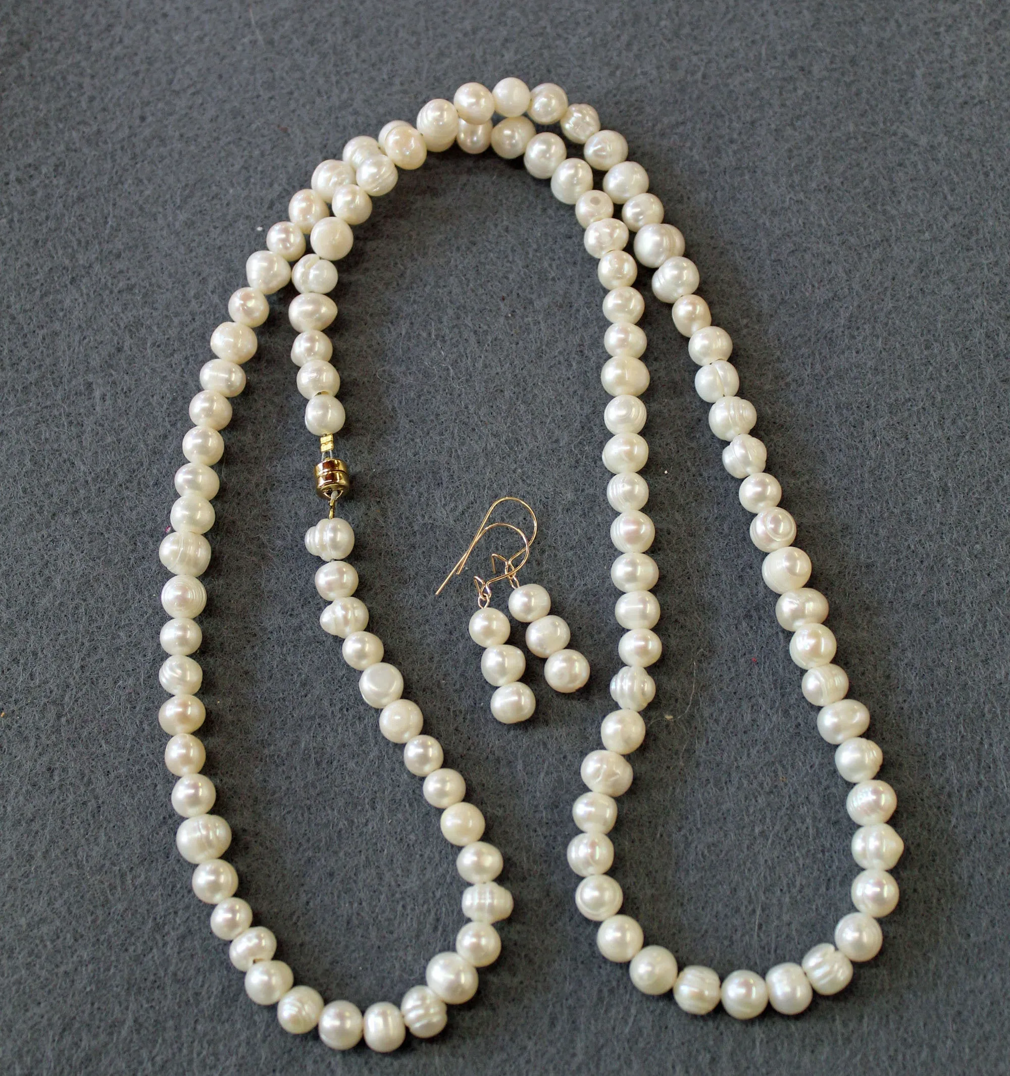 Freshwater Pearl Necklace and Earrings Set - June Birthstone